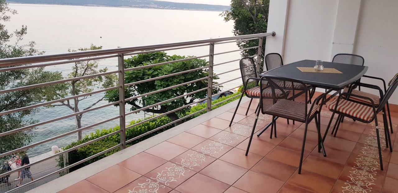 App Lolly Apartment Selce Exterior photo